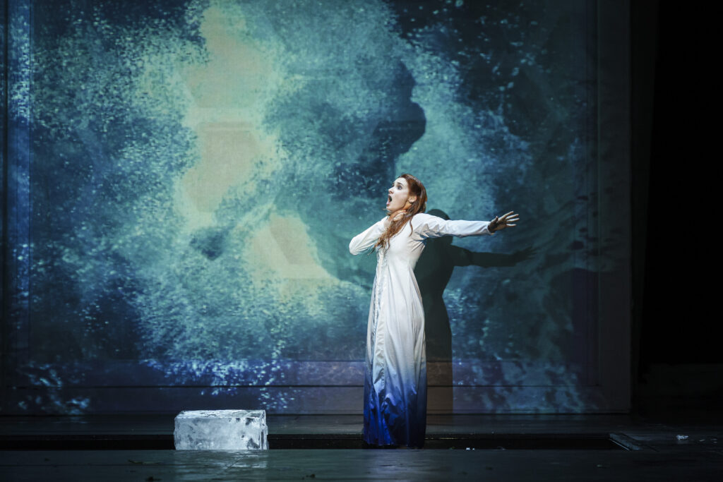 Jessica Niles (Sandra) Credits: Stephan Rabold